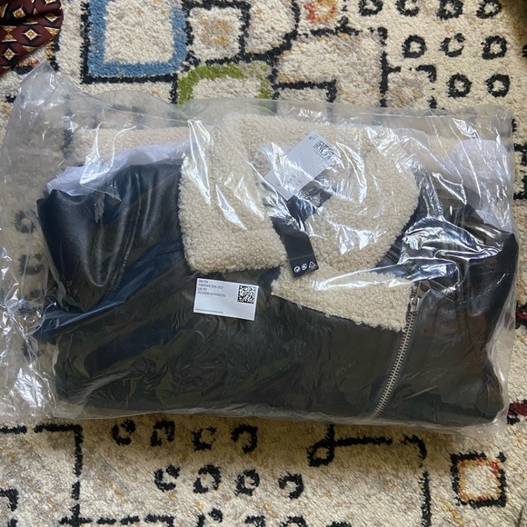 NWT H&M Aviator Jacket with Fleece Trim - Picture 2 of 6